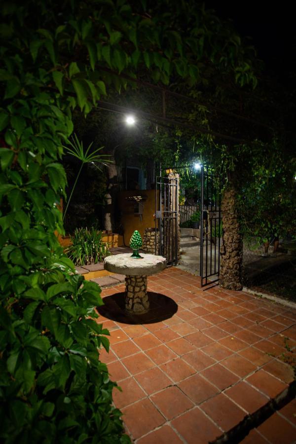 Casa Vacanze Fondaco Di Scillato Scillato (Sicily) Exterior foto