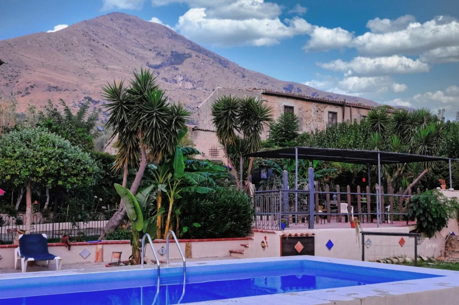Casa Vacanze Fondaco Di Scillato Scillato (Sicily) Exterior foto